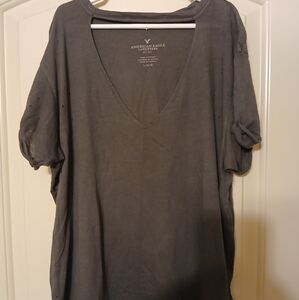 American Eagle size large top